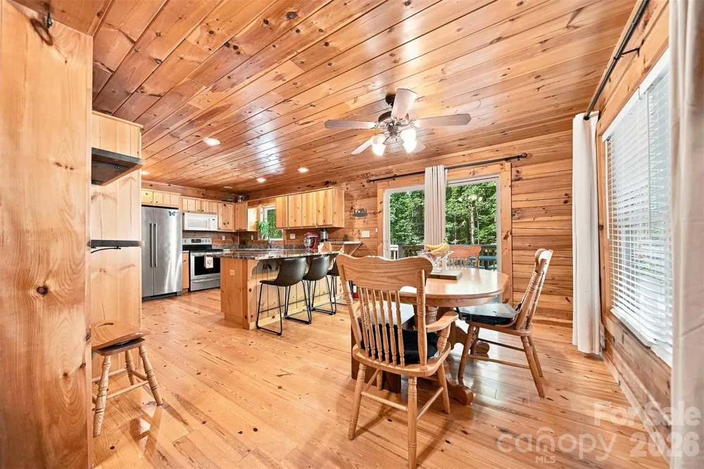963 Double Eagle Drive Nebo, NC 28761