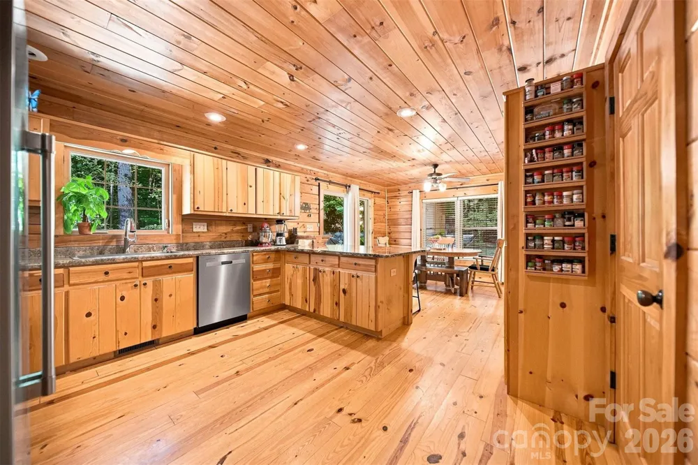 963 Double Eagle Drive Nebo, NC 28761