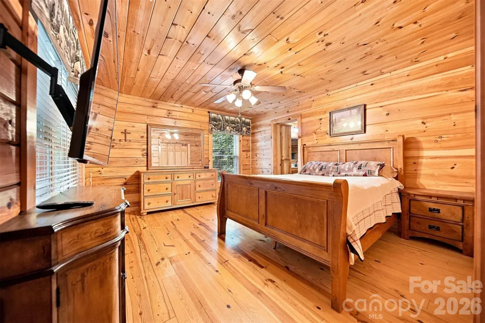 963 Double Eagle Drive Nebo, NC 28761
