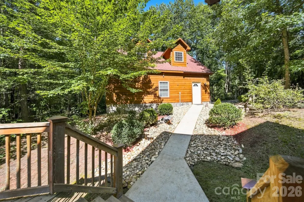 963 Double Eagle Drive Nebo, NC 28761