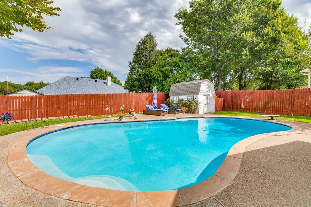 101 Shady Valley Circle Weatherford, TX 76086