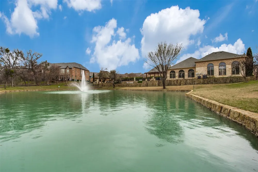 2821 Lindale Drive Carrollton, TX 75010