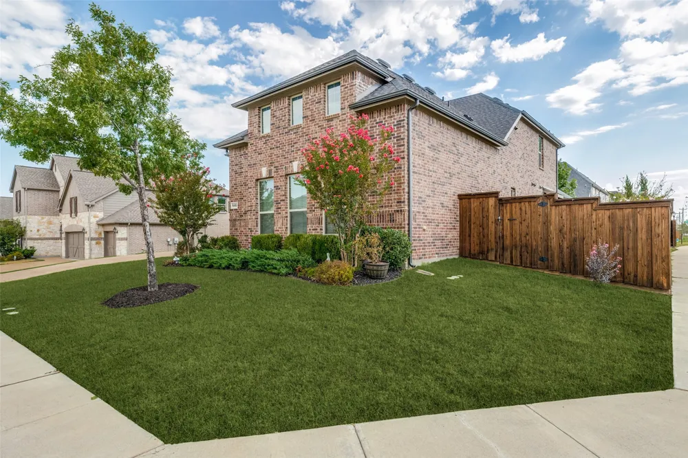 16418 Moss Haven Lane Frisco, TX 75033