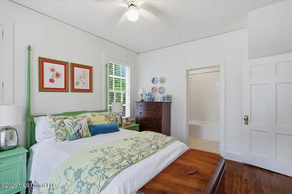 1424 Pinehurst Street Jackson, MS 39202