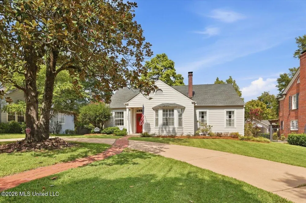 1424 Pinehurst Street Jackson, MS 39202