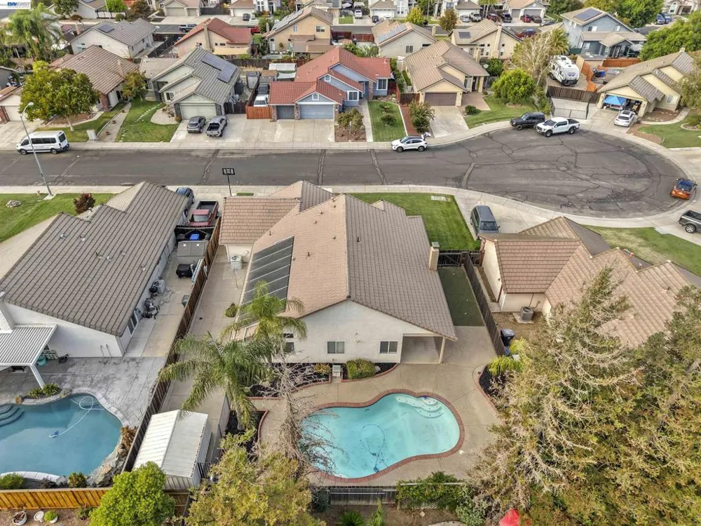 534 Reisling Ct Manteca, CA 95337
