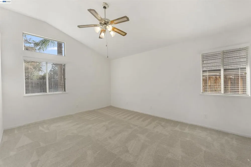 534 Reisling Ct Manteca, CA 95337