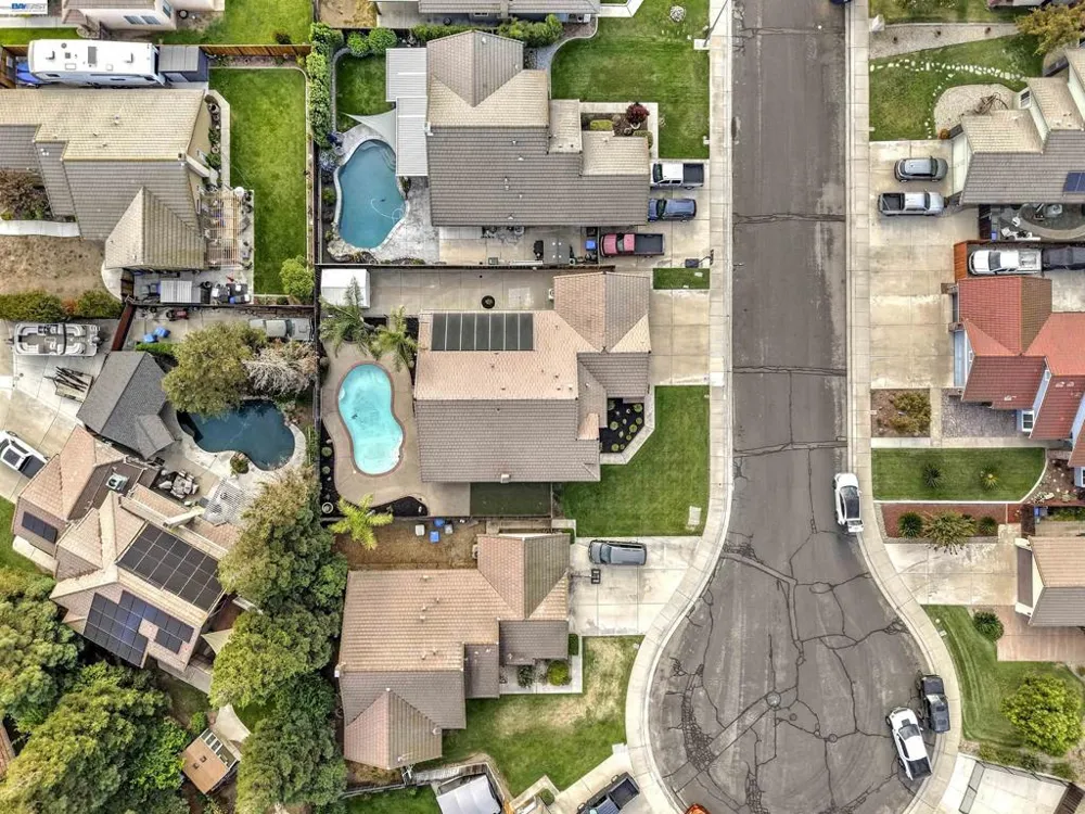 534 Reisling Ct Manteca, CA 95337
