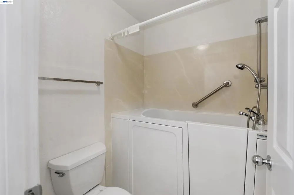 534 Reisling Ct Manteca, CA 95337