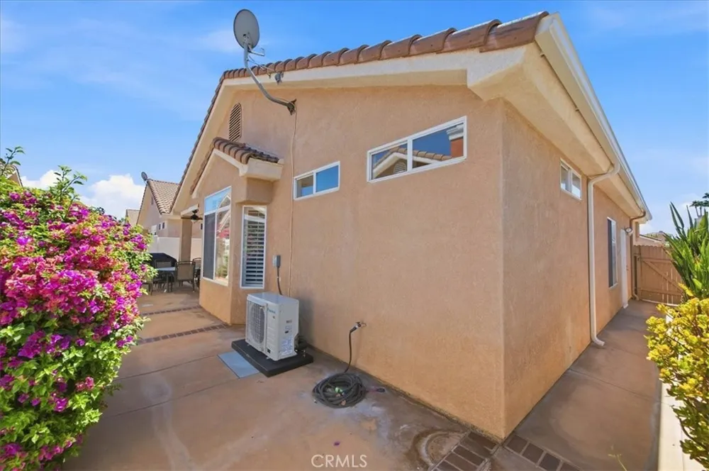 27832 Ruggie Road Menifee, CA 92585