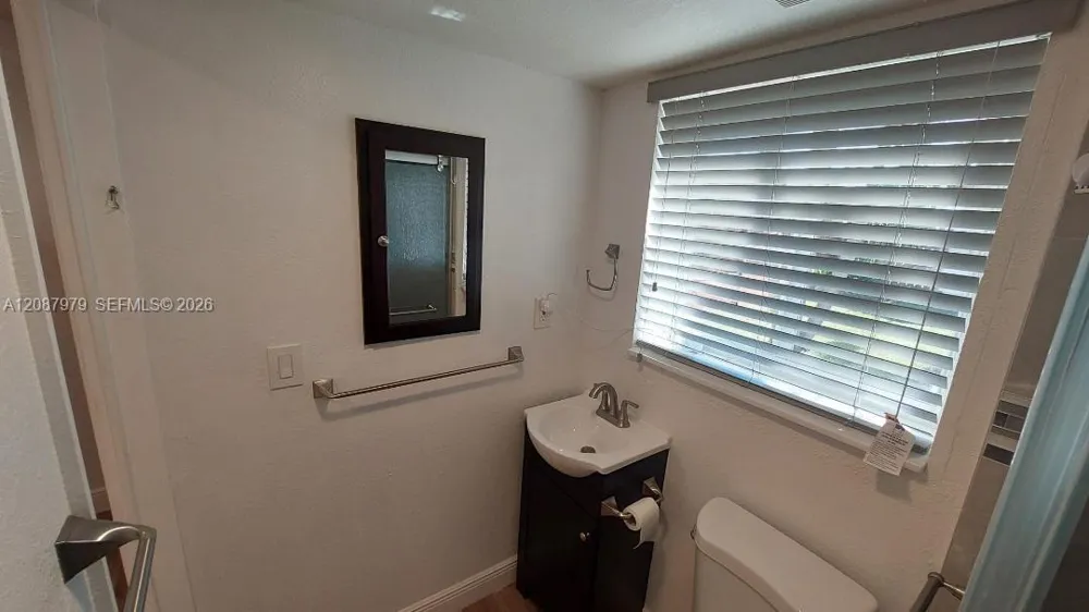 1727 Plunkett St #BACK Hollywood, FL 33020