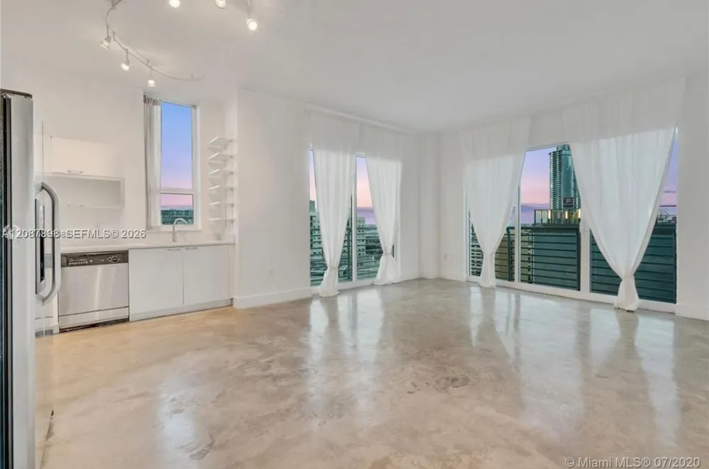 234 NE 3rd St #1701 Miami, FL 33132