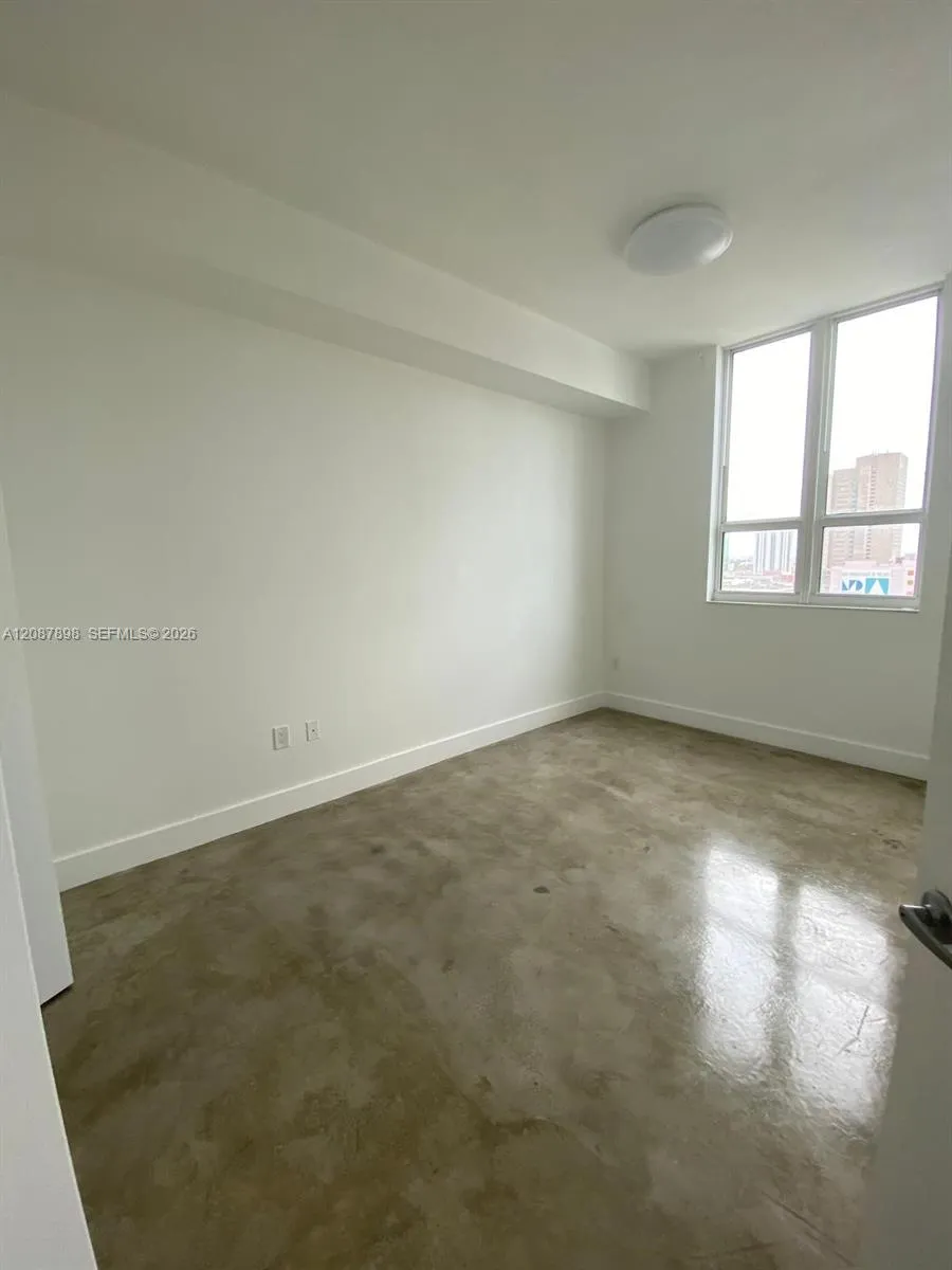 234 NE 3rd St #1701 Miami, FL 33132