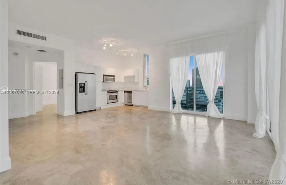 234 NE 3rd St #1701 Miami, FL 33132