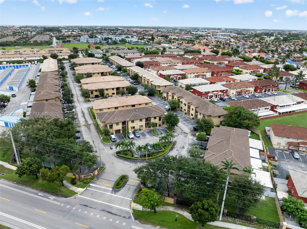 11115 W Okeechobee Rd #118 Hialeah Gardens, FL 33018