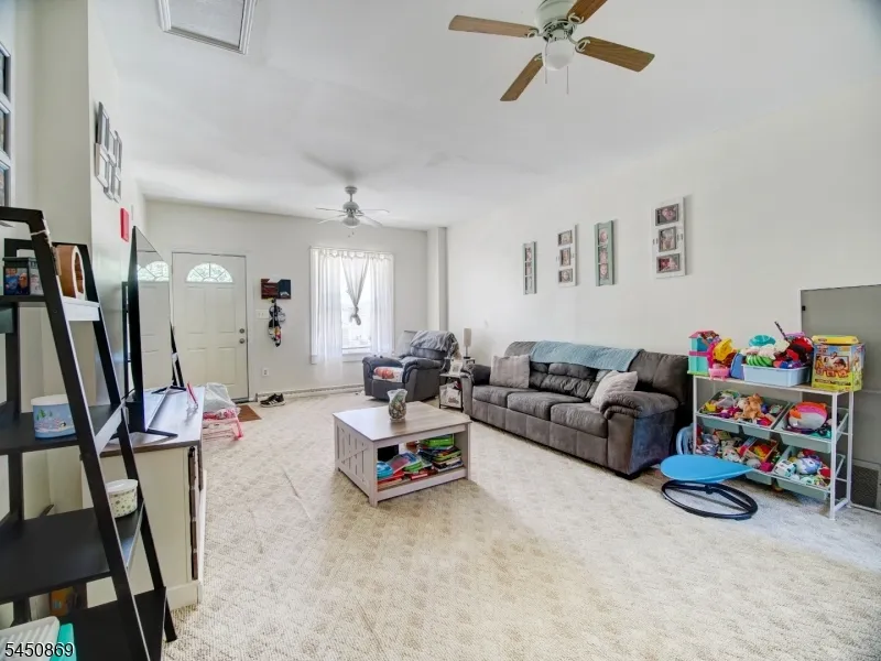 51 Davis St Phillipsburg Town, NJ 08865