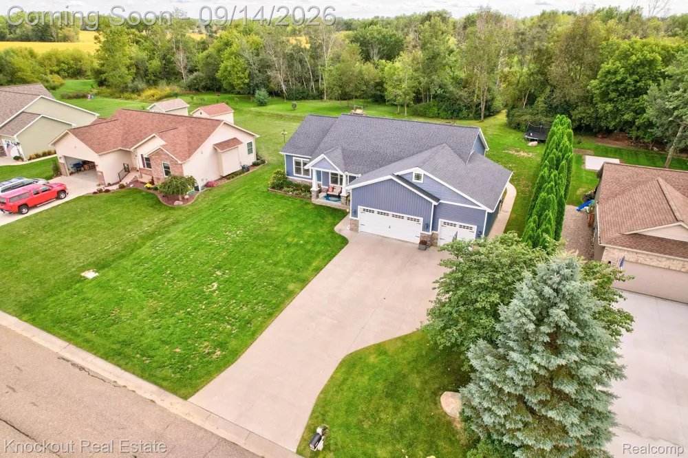 10180 Deere Drive Richfield Township, MI 48423