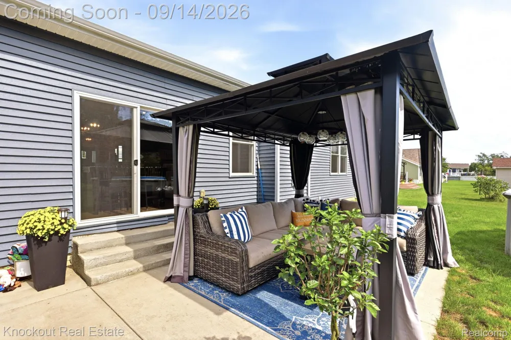 10180 Deere Drive Richfield Township, MI 48423