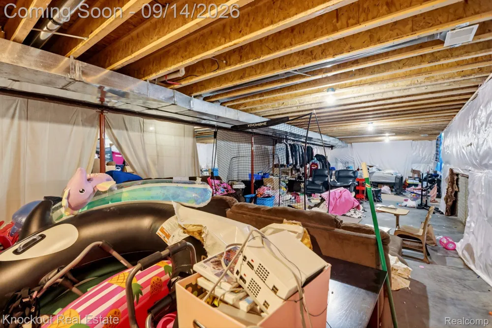 10180 Deere Drive Richfield Township, MI 48423