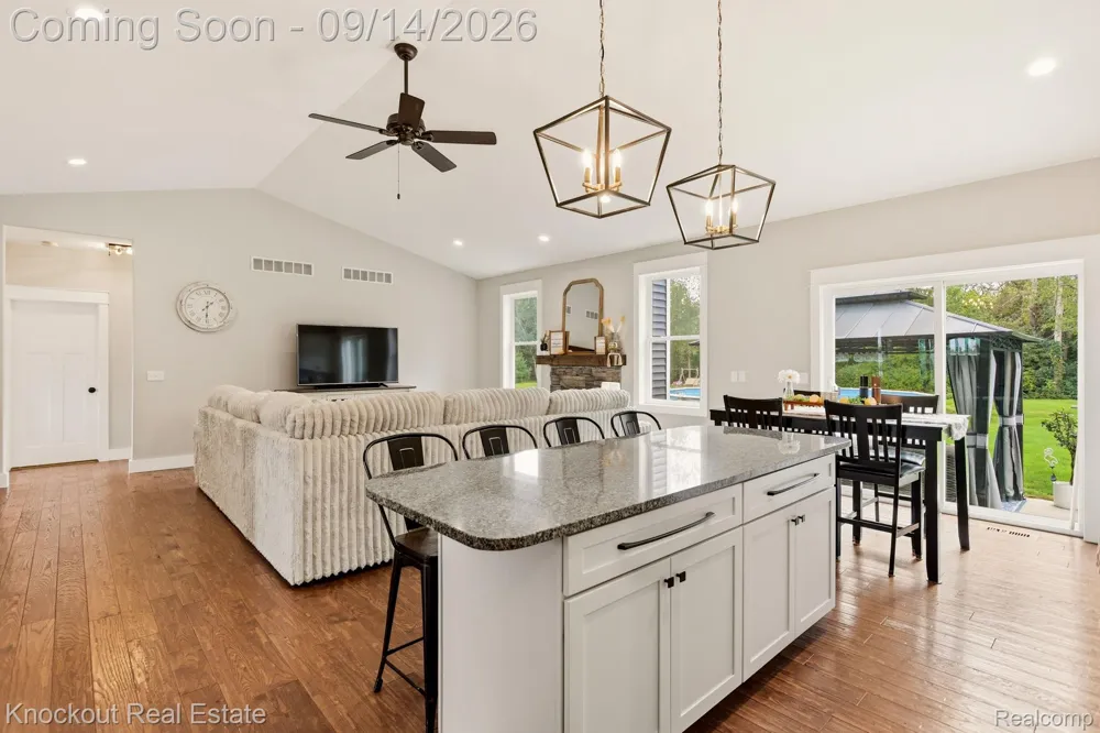 10180 Deere Drive Richfield Township, MI 48423