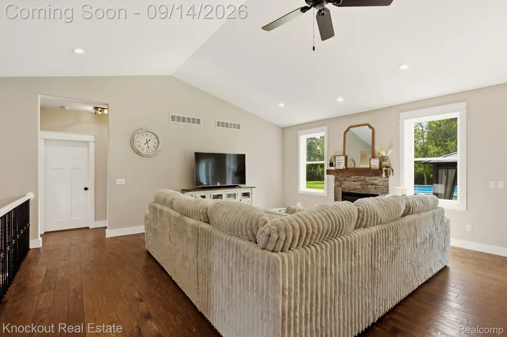 10180 Deere Drive Richfield Township, MI 48423
