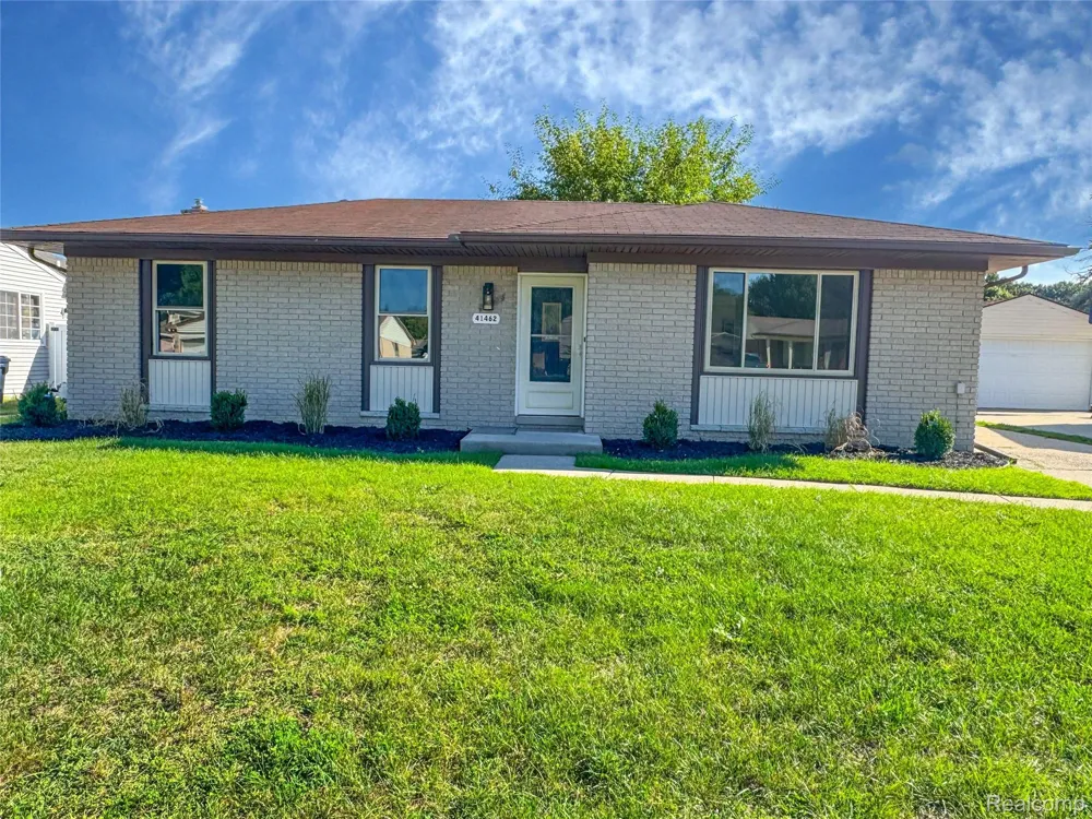 41462 Harvard Drive Sterling Heights City, MI 48313