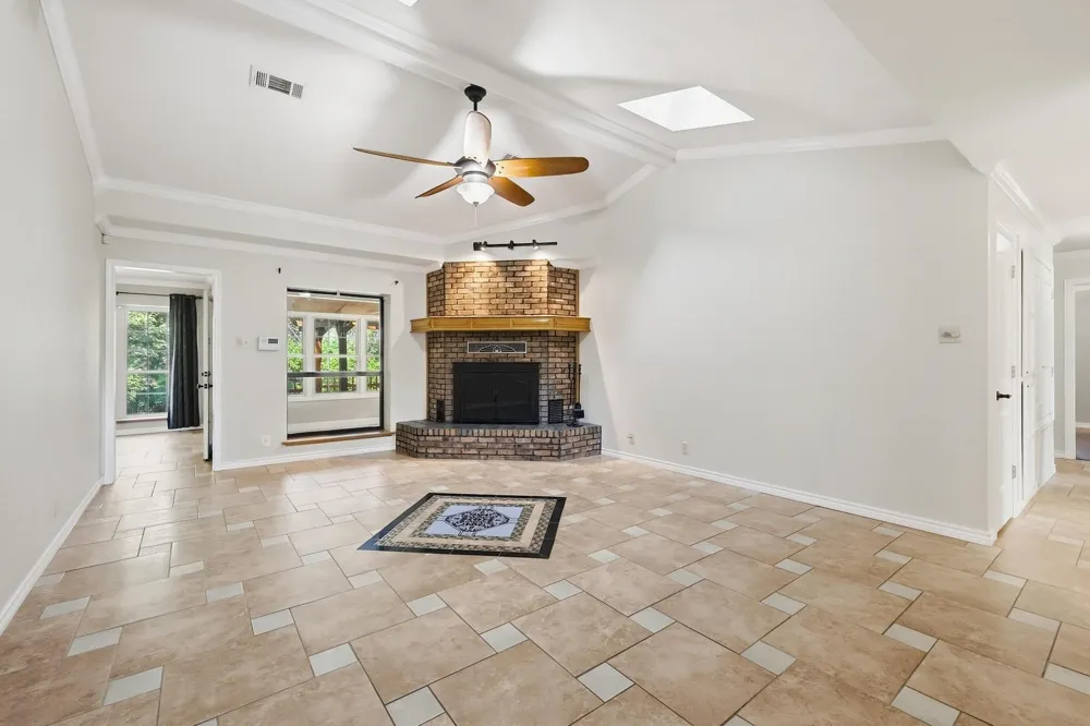 2809 Caprice Avenue Denison, TX 75020