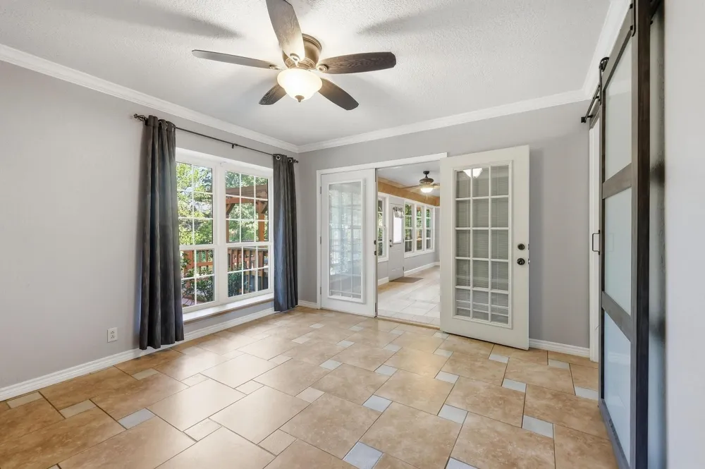 2809 Caprice Avenue Denison, TX 75020