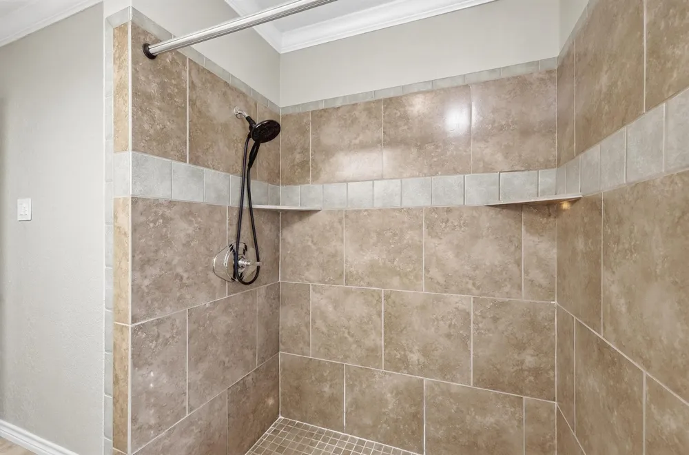 2809 Caprice Avenue Denison, TX 75020
