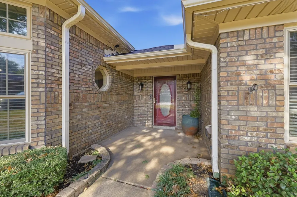 2809 Caprice Avenue Denison, TX 75020