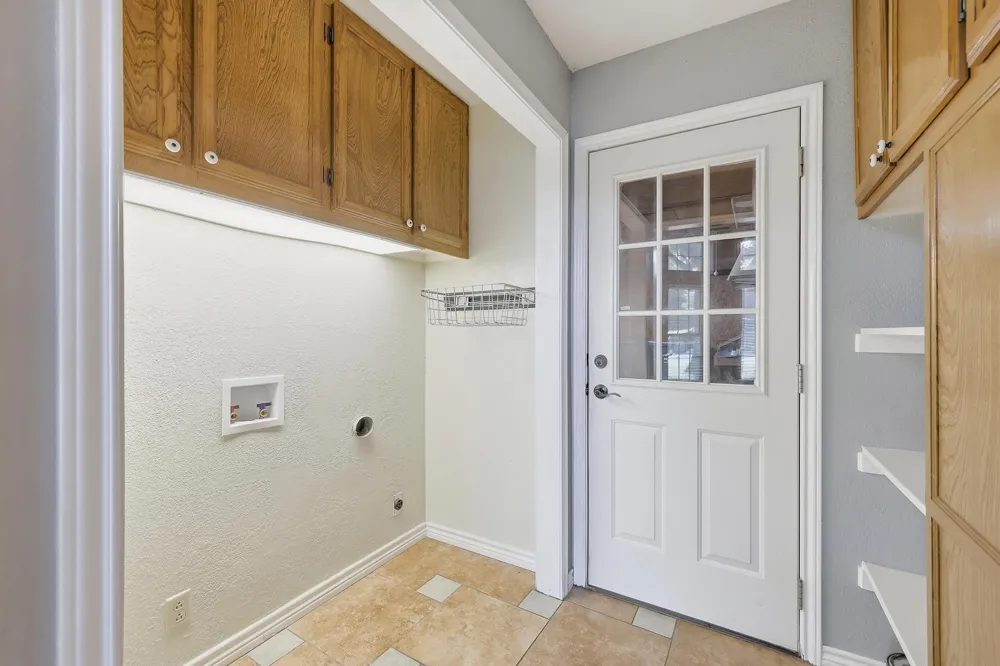 2809 Caprice Avenue Denison, TX 75020