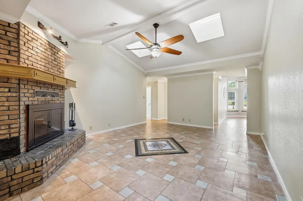 2809 Caprice Avenue Denison, TX 75020