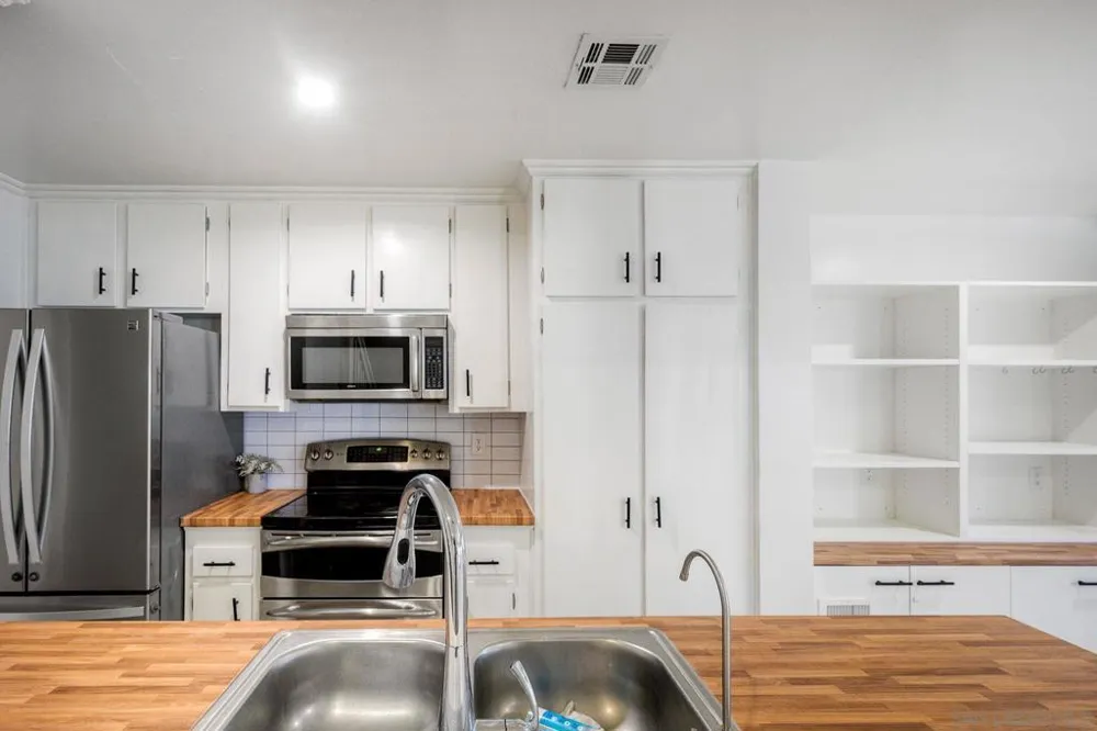 12166 Orange Crest Ct. #3 Lakeside, CA 92040