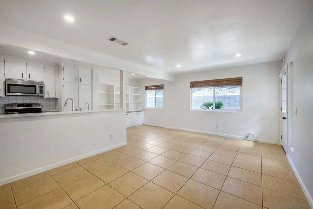 12166 Orange Crest Ct. #3 Lakeside, CA 92040