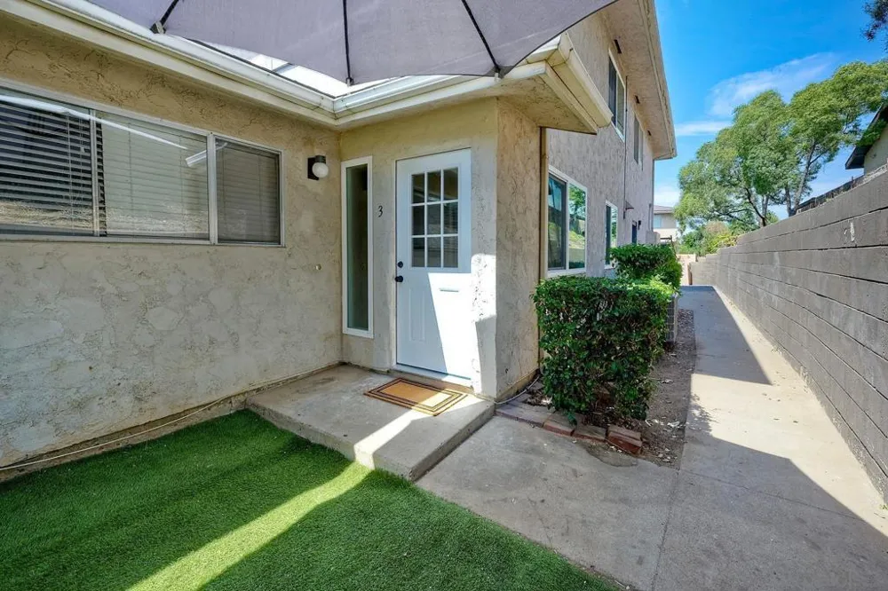 12166 Orange Crest Ct. #3 Lakeside, CA 92040