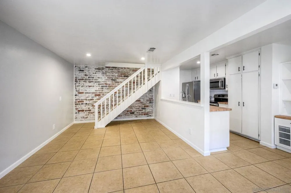 12166 Orange Crest Ct. #3 Lakeside, CA 92040