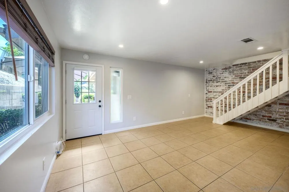 12166 Orange Crest Ct. #3 Lakeside, CA 92040