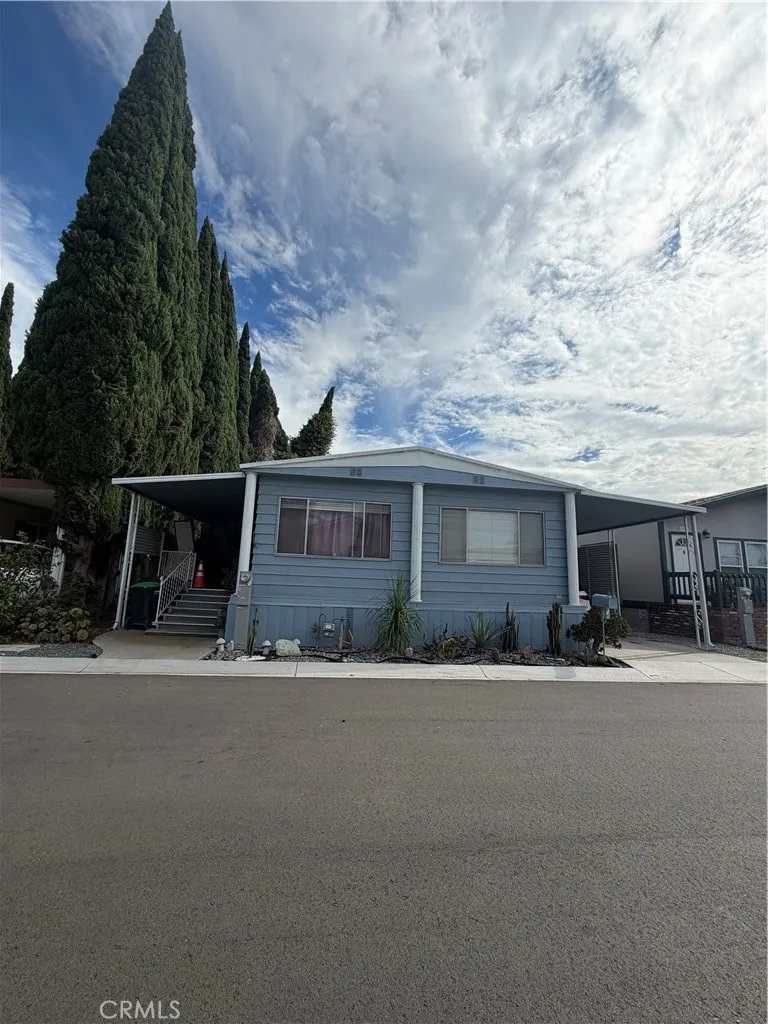 19127 Pioneer Boulevard #90 Artesia, CA 90701