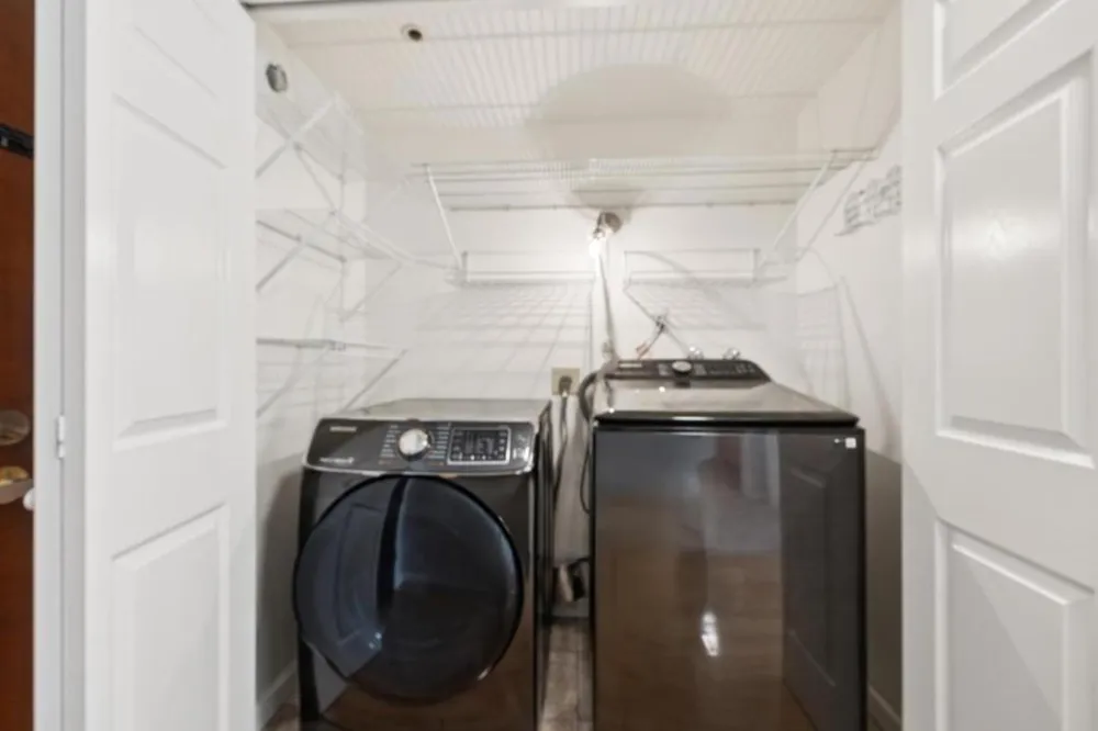 4157 El Camino Way #E Palo Alto, CA 94306