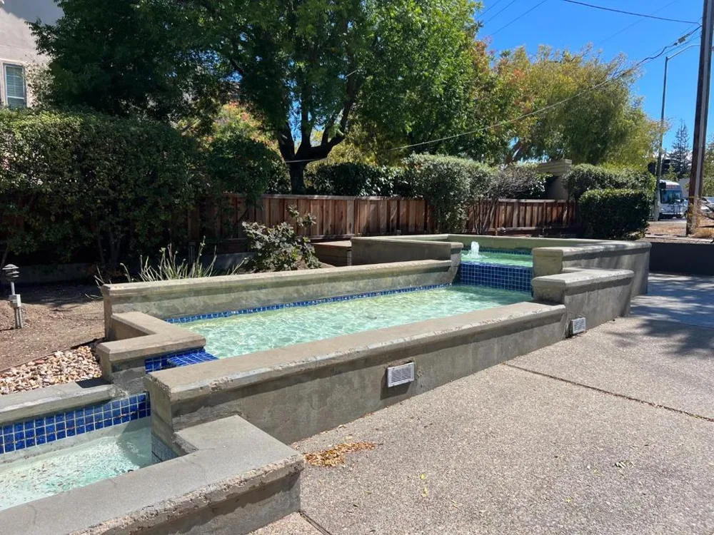 4157 El Camino Way #E Palo Alto, CA 94306