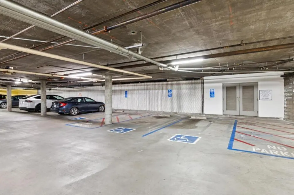 4157 El Camino Way #E Palo Alto, CA 94306
