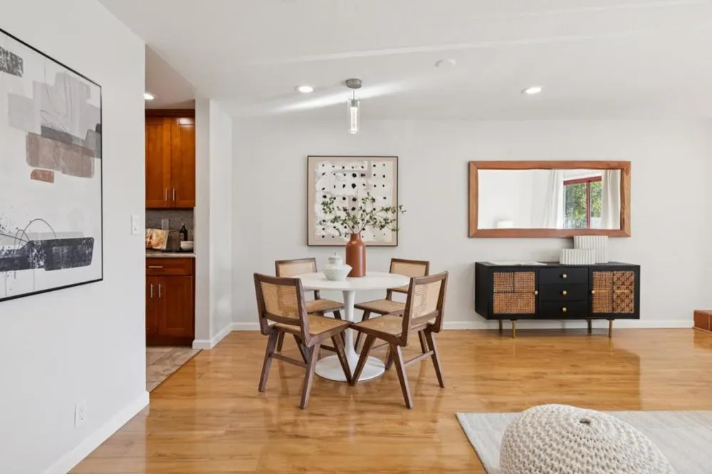 4157 El Camino Way #E Palo Alto, CA 94306