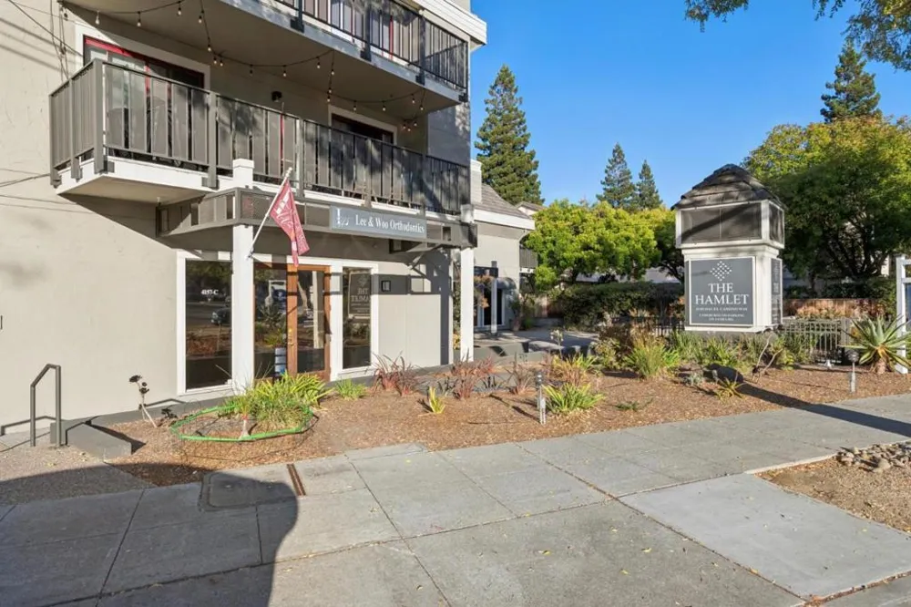 4157 El Camino Way #E Palo Alto, CA 94306