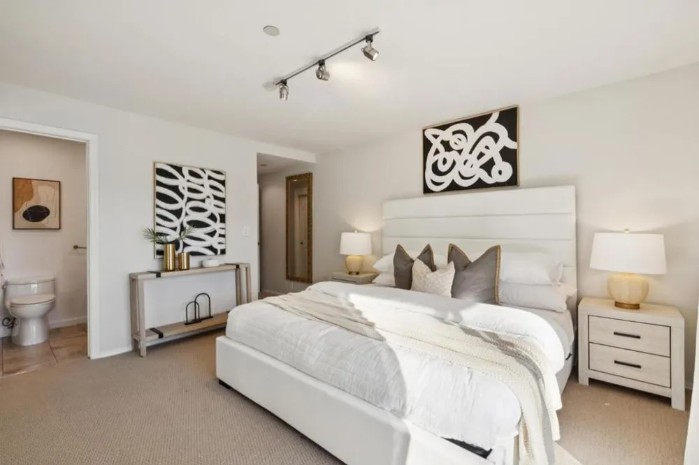 4157 El Camino Way #E Palo Alto, CA 94306