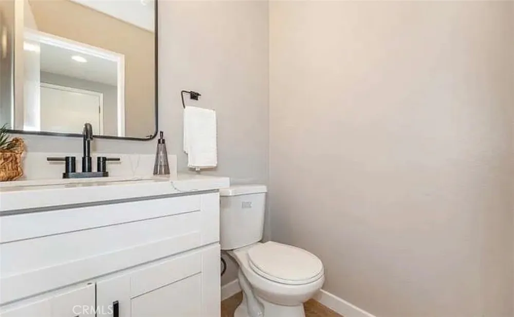 2512 Wanek #C Escondido, CA 92027