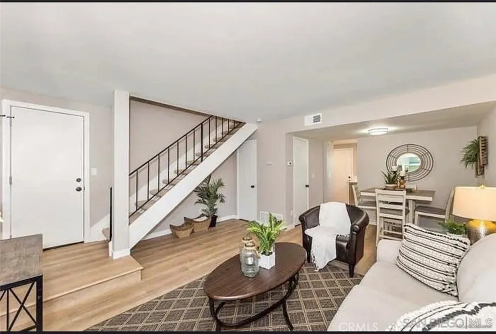 2512 Wanek #C Escondido, CA 92027