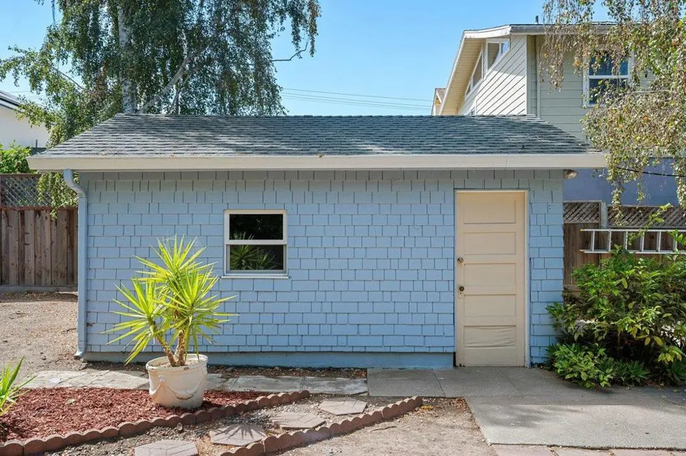 Address Not Shown Burlingame, CA 94010