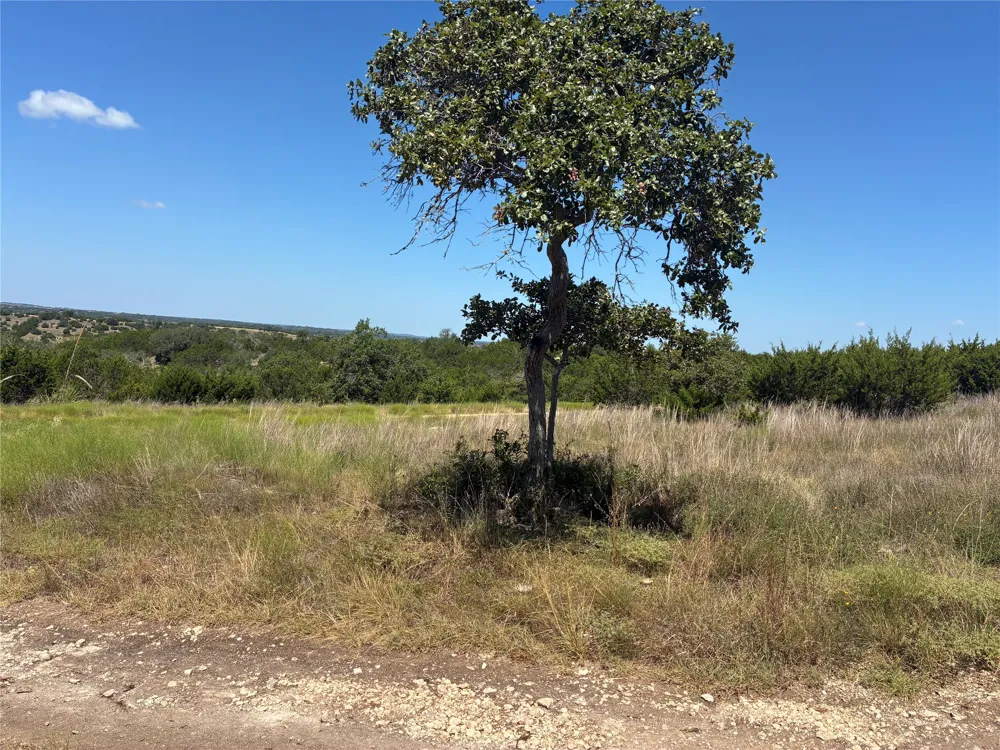 317 W Headwaters Ranch Road Kendalia, TX 78027