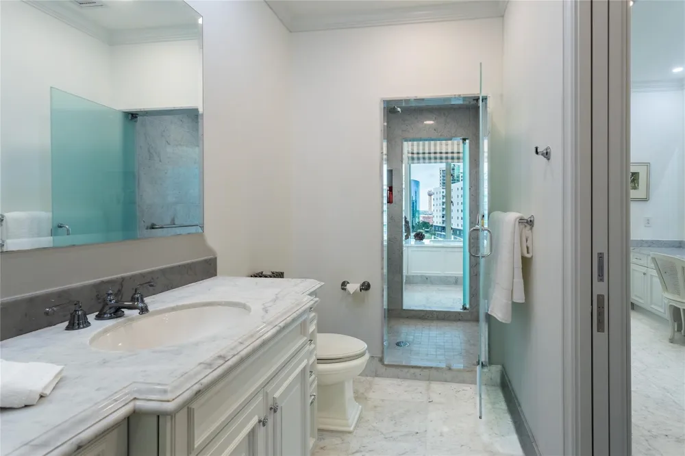 2525 PEARL STREET #1004 Dallas, TX 75201
