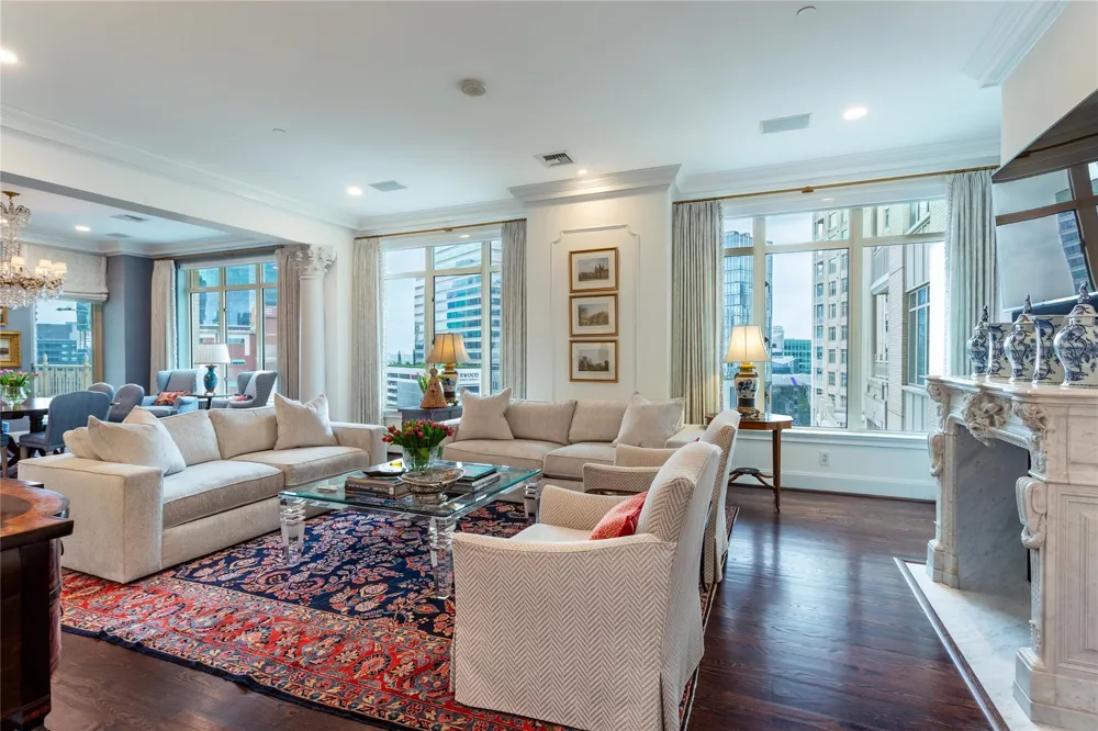 2525 PEARL STREET #1004 Dallas, TX 75201